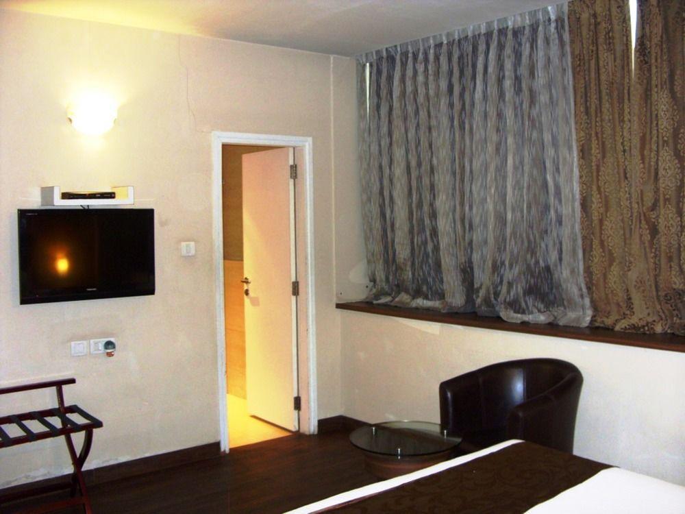 Mango Hotels, Samed Agra Агра Екстер'єр фото