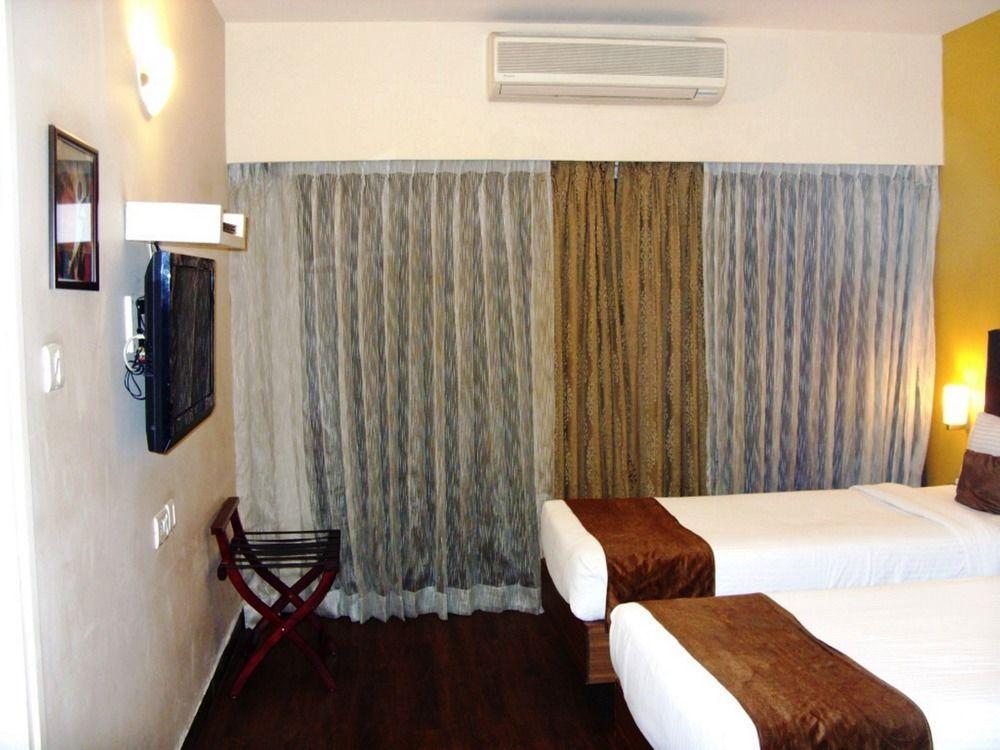 Mango Hotels, Samed Agra Агра Екстер'єр фото