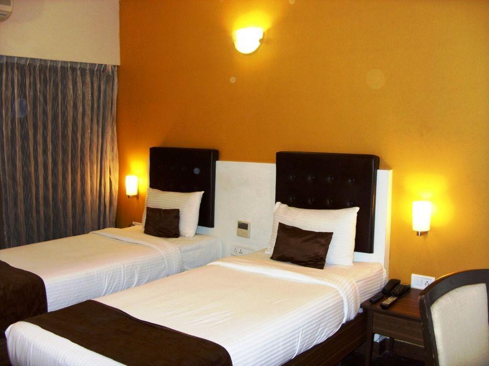 Mango Hotels, Samed Agra Агра Екстер'єр фото
