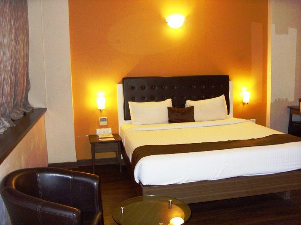 Mango Hotels, Samed Agra Агра Екстер'єр фото