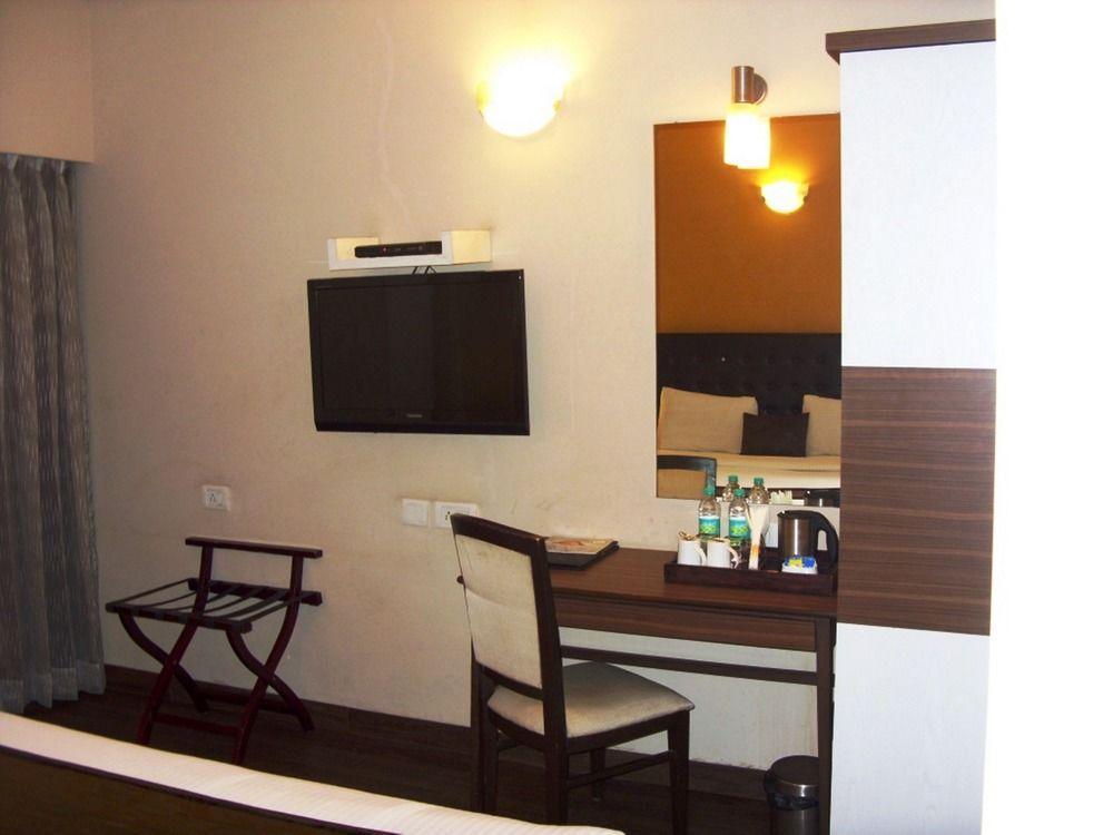 Mango Hotels, Samed Agra Агра Екстер'єр фото