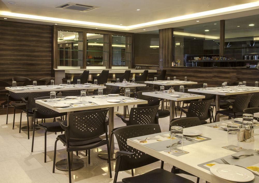 Mango Hotels, Samed Agra Агра Екстер'єр фото